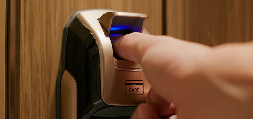 Locksmith Company For Window Lock Installation in Oswego, Illinois